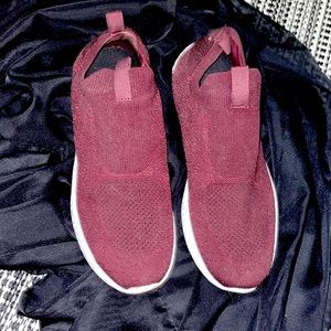 Avia Slip on athletic shoe